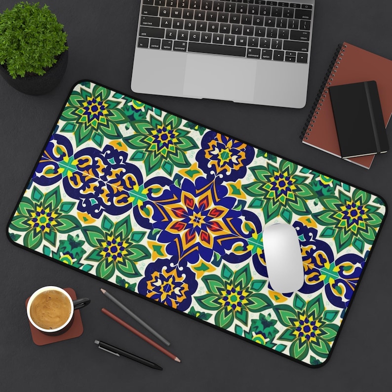 Office Table Accessories Unique - Tapis de table floral coloré, décoration